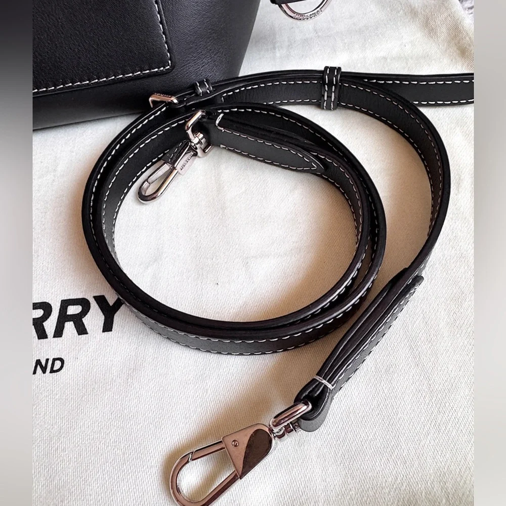 SOLD❗️❗️FIRM! Burberry Black Leather Soft Pocket Top Handle Crossbody Stitch - Picture 5 of 16
